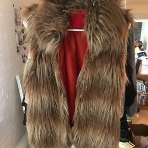 5146 Saks 5th Avenue Brand faux fur